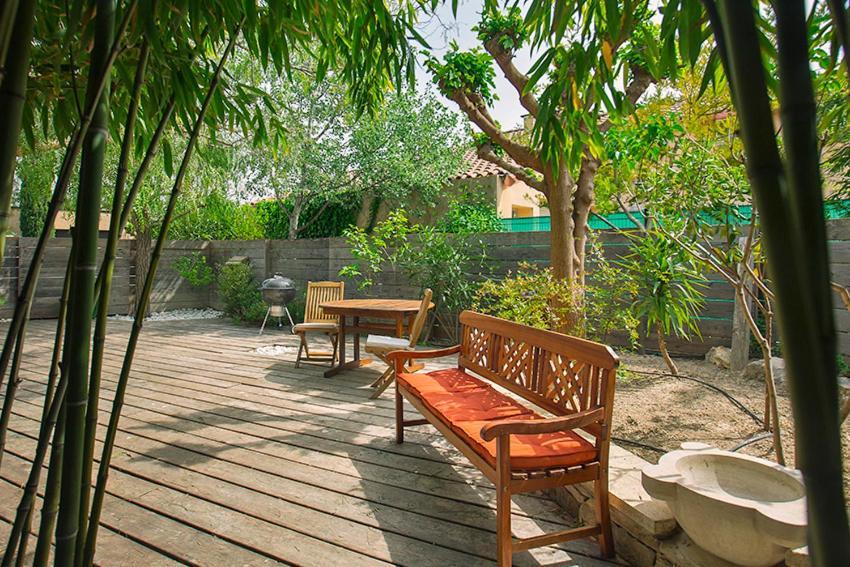 Les Aromatiques - Terrasse & Parking Prive A Villeneuve Les Avignon - Proche Golf Academy מראה חיצוני תמונה